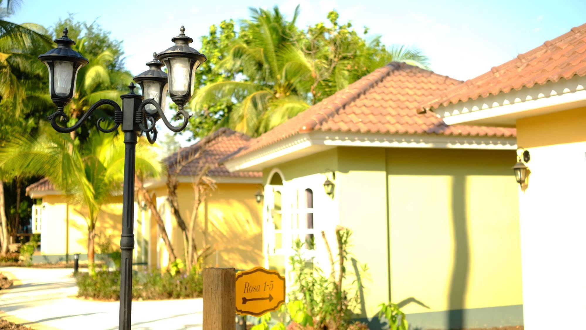 Wangpla Villa Resort Nakhon Sawan Ngoại thất bức ảnh