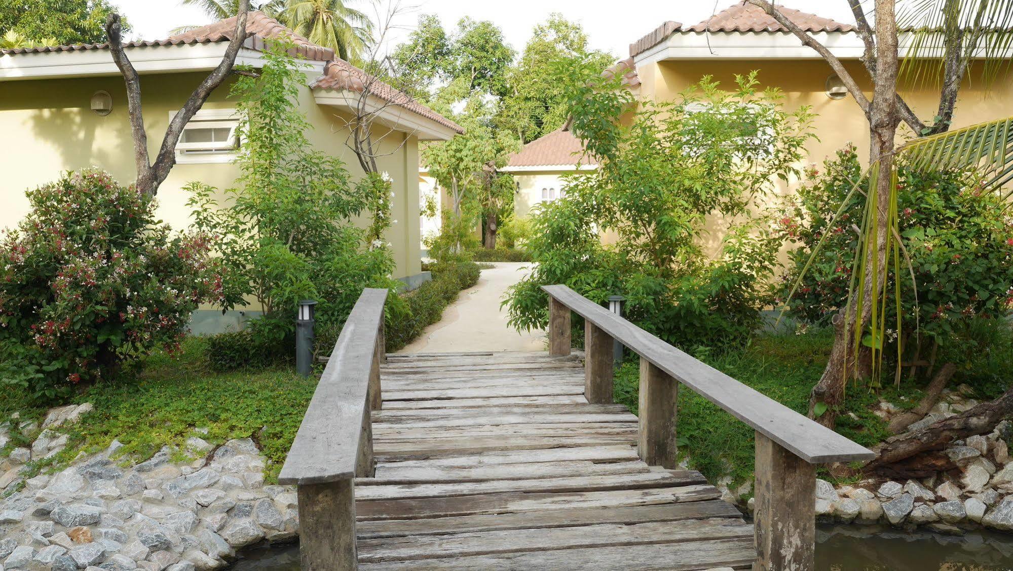 Wangpla Villa Resort Nakhon Sawan Ngoại thất bức ảnh